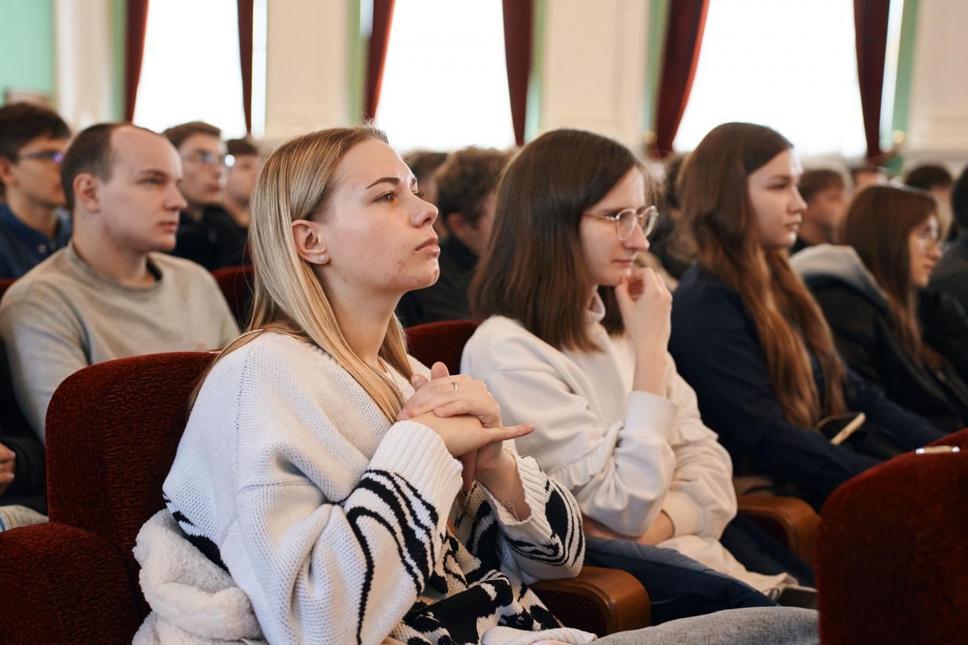 Береги себя! В БНТУ продолжают говорить о важном со студентами старших курсов